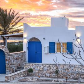 Noho Villas @ Sunlit house Paros