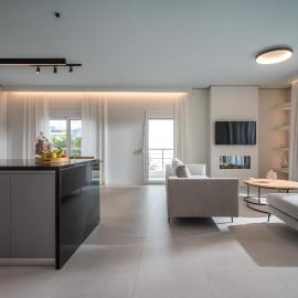 Selas Spacious 3 BDR Apt by Hospi Living