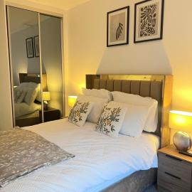 JDK 2 bedroom Executive Luxury Apartments, hotel a Beckton