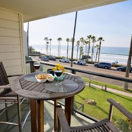 Coastal Luxury with Panoramic Ocean View, Hotel in Oceanside