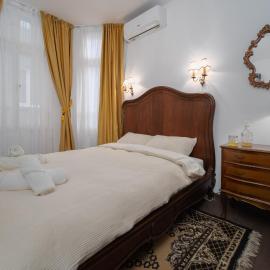 Beehive Hotel and CoWorking
