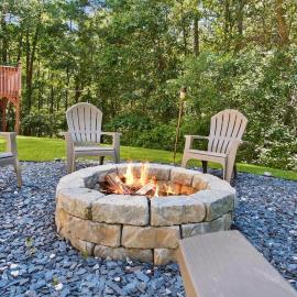 Great Family Home Near Stone Mountain Pk Sleeps 10
