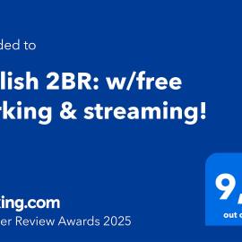 Stylish 2BR: w/free parking & streaming!, מלון בפיקרינג