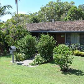 Sunny Nook - Bring your own linen., hotel in South West Rocks