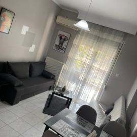 Διαμέρισμα με θέα σε πάρκο!, hotel em Serres