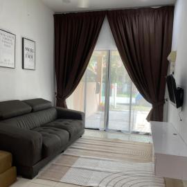 Anjung Rehat Homestay Besut, hotel in Kampung Raja