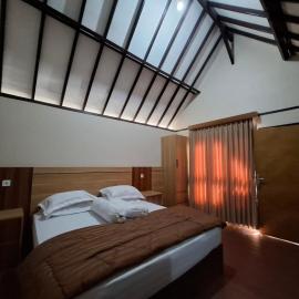 Pondok Roomi Villa and Resto, hotel in Sembalun Lawang
