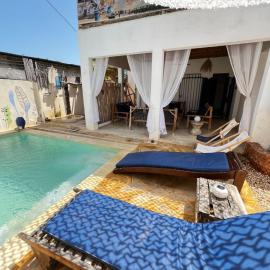 Villa64 - Afrikanische Villa mit Pool