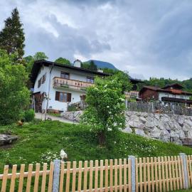 Ferienwohnung Haus am Berg