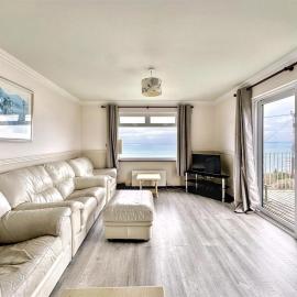 Porthleven Coastal Retreat with 5 Bedrooms