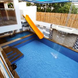 CASA BENITO Private Hot Spring Resort, hotel di Los Baños