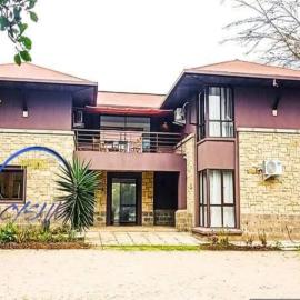 Cysha Paradise, hotel in Ol Pejeta Conservancy