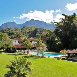 Aconchegos Ile de France, hotel v mestu Penedo