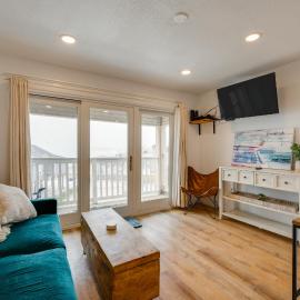 Steps to Beach: Corpus Christi Condo w/ Balcony, hotel a Corpus Christi