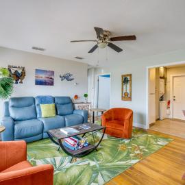 Walk Dtwn: Pet-Friendly Townhome in Rockport