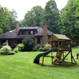 Luxury Countryside Forest Villa, hotel Aurorában