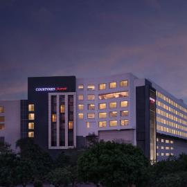 Courtyard by Marriott Bhopal, hotel em Bhopal
