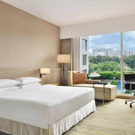 Courtyard by Marriott Bengaluru Outer Ring Road, hotel em Bangalore