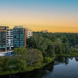 Merriweather Lakehouse Hotel, Autograph Collection