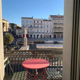 T3 rénové climatisé avec balcon et Wifi au cœur de Sète - FR-1-338-595