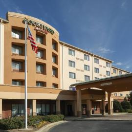 Courtyard by Marriott Atlanta Buford Mall of Georgia, hotel u gradu 'Buford'