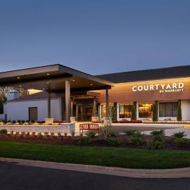 Courtyard Chicago Oakbrook Terrace – hotel w mieście Oakbrook Terrace