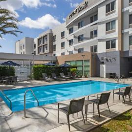 Courtyard Long Beach Airport, hotel v destinaci Long Beach