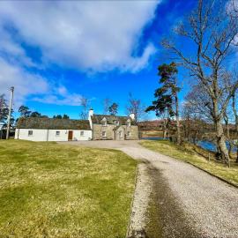 Sherrabeg Cottage, hotel di Laggan