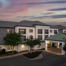 Courtyard by Marriott Hattiesburg, hotelli kohteessa Hattiesburg