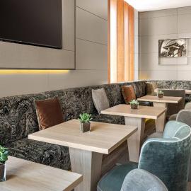 AC Hotel Ponferrada by Marriott: Ponferrada'da bir otel