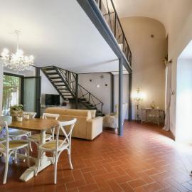 Loft in Collina a Firenze con Parcheggio e Aria Condizionata