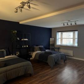 Riverside Townhouse 20 mins from Brighton and Worthing