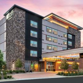 Aloft by Marriott Denver North Westminster, hotel di Westminster