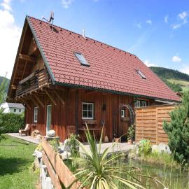Chalet in Einach nahe Skipisten, hotel en Stadl an der Mur