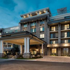 Courtyard by Marriott Hilton Head Island, hotel di Pulau Hilton Head