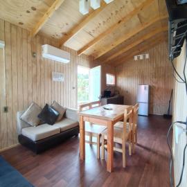 Cabañas familiares Altos de la Chacra , 1-5 personas 2 dormitorios WIFI GRATIS, hotel a Castro