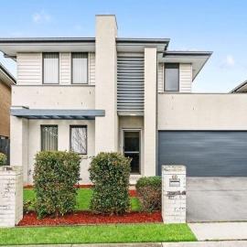 6 Bedroom Corporate and Group Accommodation Penrith Sleeps 12 Flexible Stay, hotel i Penrith
