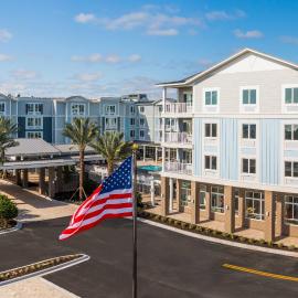 Courtyard Amelia Island, hotel u gradu Amelija Ajland