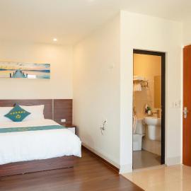 NOI BAI AIRPORT Hotel-内排华星酒店, hotel u gradu Thach Loi