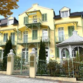 Villa Lindenhof, hotel in Bad Elster