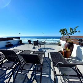 Beachfront Boutique Villa Cazadores، فندق في روزاريتو
