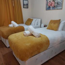 Two Bedroom Semi-detached Modern House in Birmingham