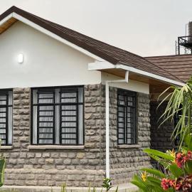 Kameso Farm guest house, hotel in Muhoroni