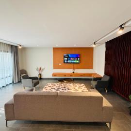 Villa Torino 2 Modern Oasis Bastos、ヤウンデのホテル