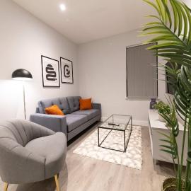 Convenient 2 Bed Apartment in Waterloo Liverpool, hotel Waterlooban