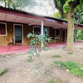 Sigiri Elephants Path Hostel, hotel a Kibissa