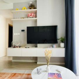 Suzon-Luxurious Apartment at Lumiere Boulevard VGP, hotel in Gò Công