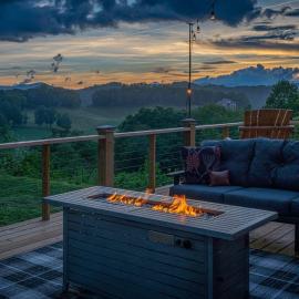 Lux Family Friendly Mountain Home, hotel a Clyde
