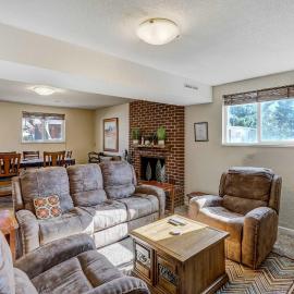 Crestpoint Court Family Multi-Level Near UCCS & BBQ