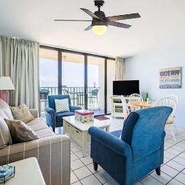 Octopus Garden 1BR, King Bed, Indoor & Outdoor Pool